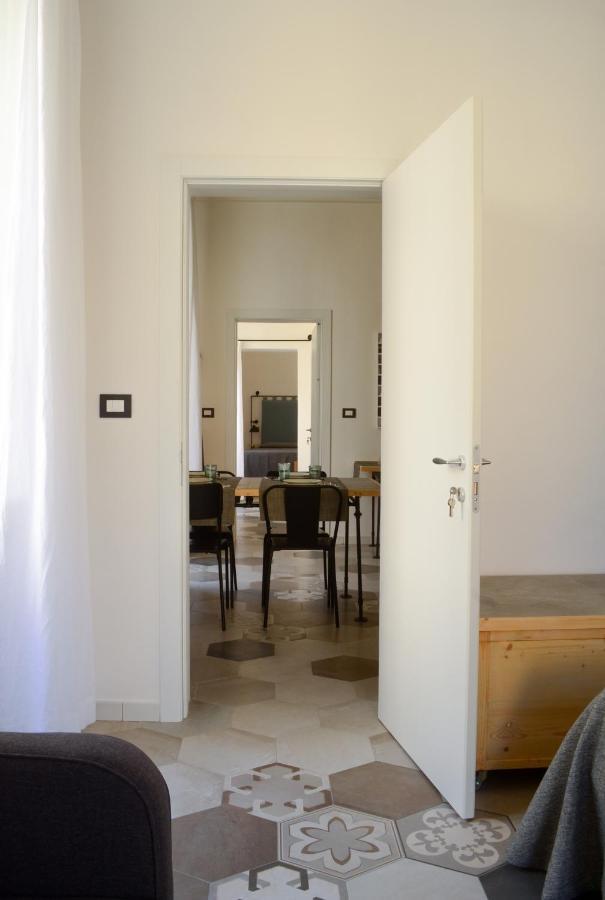 Bed and Breakfast Le Tracce Lecce Exterior foto